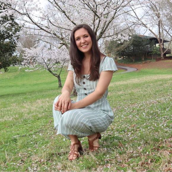 Meet your Posher, Abby - Picture 1 of 1